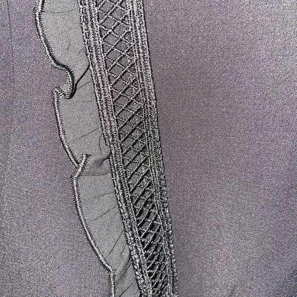 Dress - Picture 9 of 9